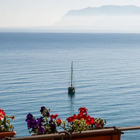 Punta Nord Est 3*