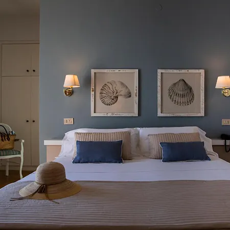 Hotel Punta Nord Est 3*