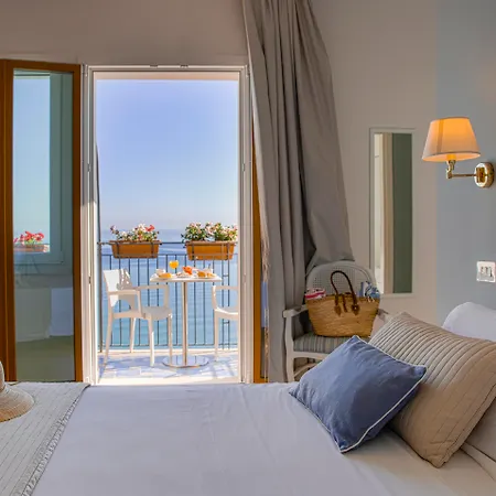 Hotel Punta Nord Est 3*