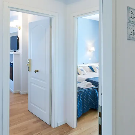 Punta Nord Est Hotel 3*