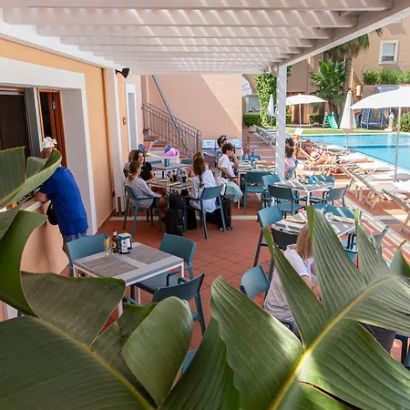 Punta Nord Est Hotel