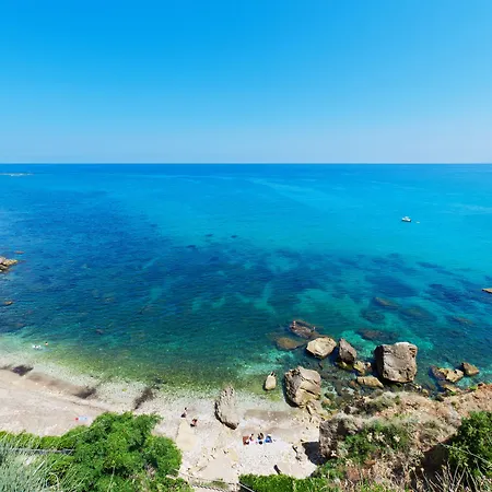 Hotel Punta Nord Est 3*