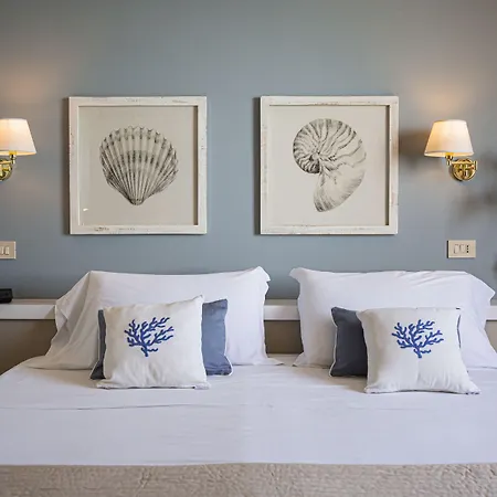 Punta Nord Est Hotel