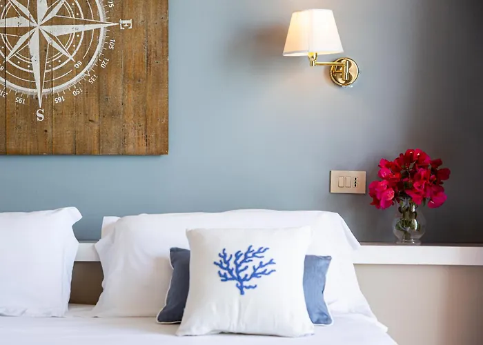 מלון Punta Nord Est 3*