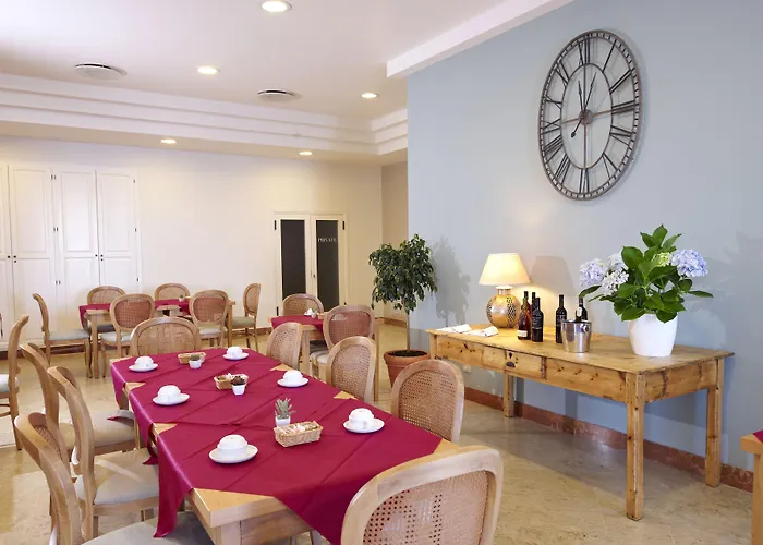 Punta Nord Est מלון