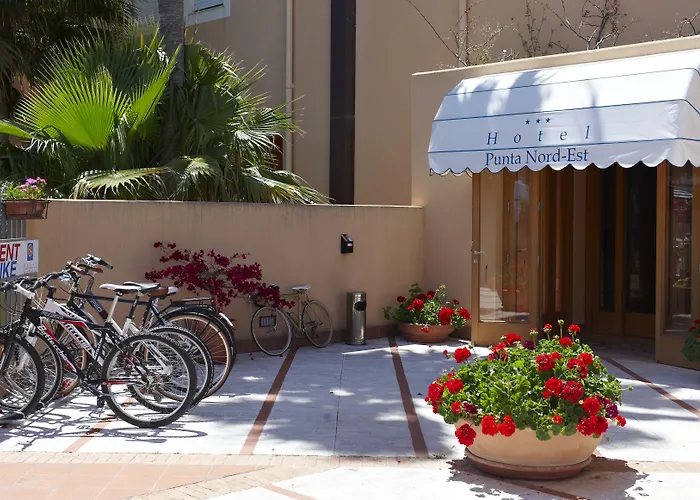 מלון Punta Nord Est